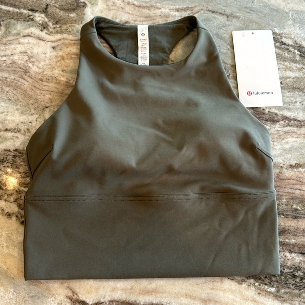 Lululemon Logo Elastic Everlux Shelf Tank